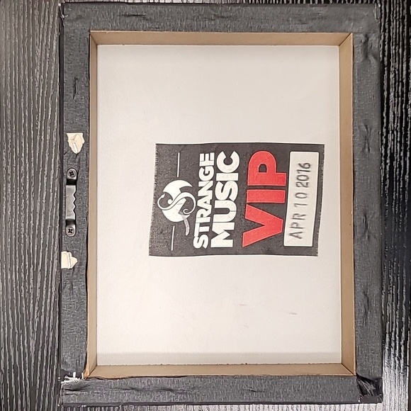 Autogtaphed Strange Music canvas VIP 2016 - Picture 12 of 17